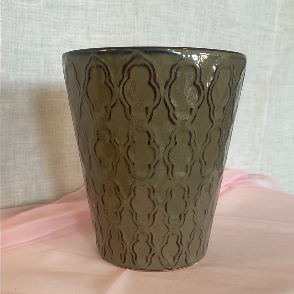 Elegant Taupe and brown Ceramic Vase